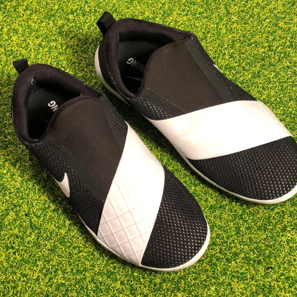Nike Laceless Training Sneakers